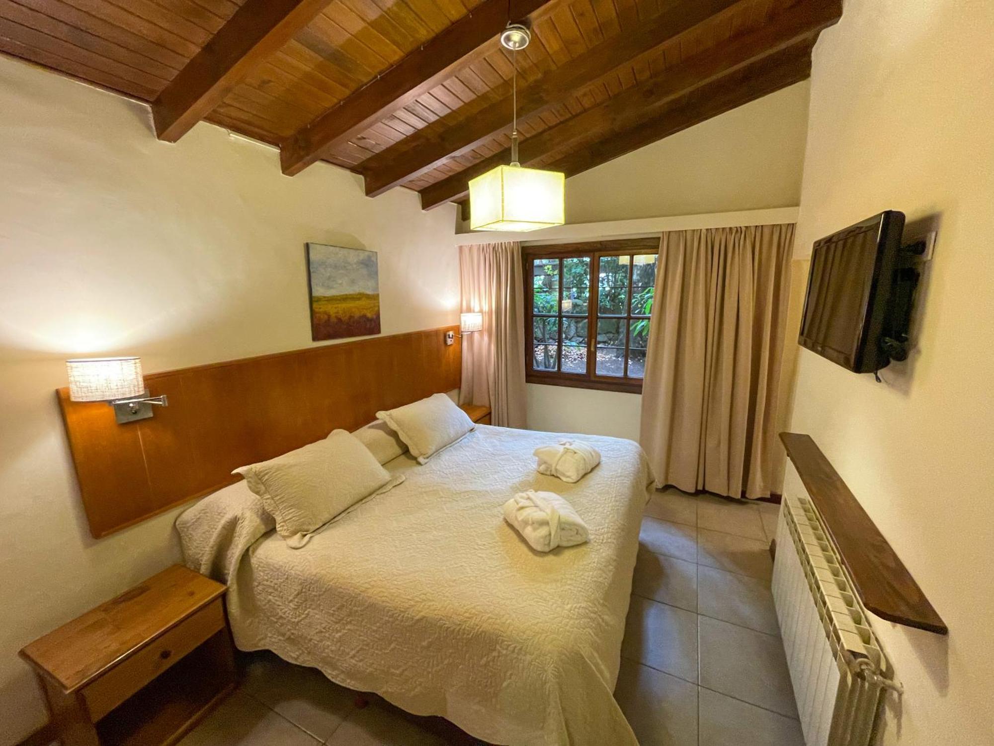 Pailahue Cabanas Lodge ซานคาร์ลอส เด บาริโลเช ภายนอก รูปภาพ