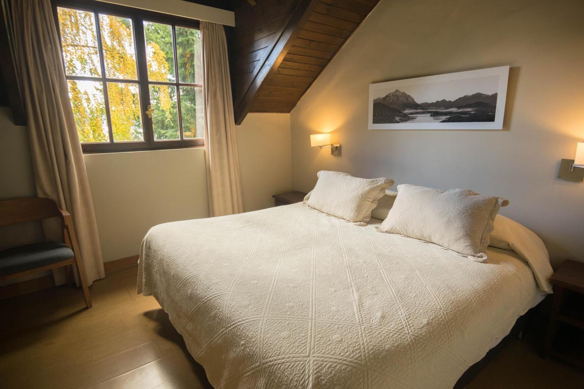Pailahue Cabanas Lodge ซานคาร์ลอส เด บาริโลเช ภายนอก รูปภาพ