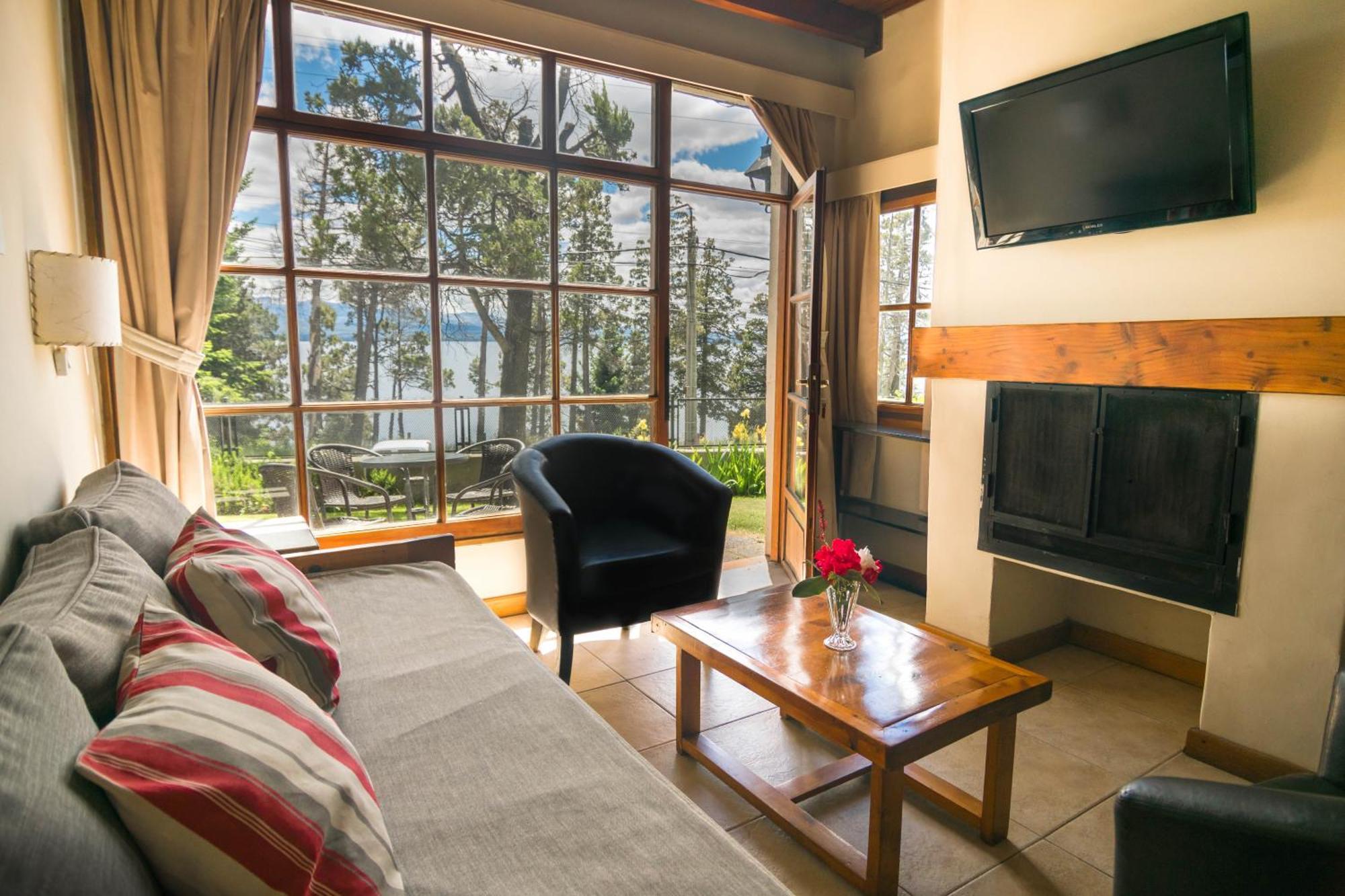 Pailahue Cabanas Lodge ซานคาร์ลอส เด บาริโลเช ภายนอก รูปภาพ