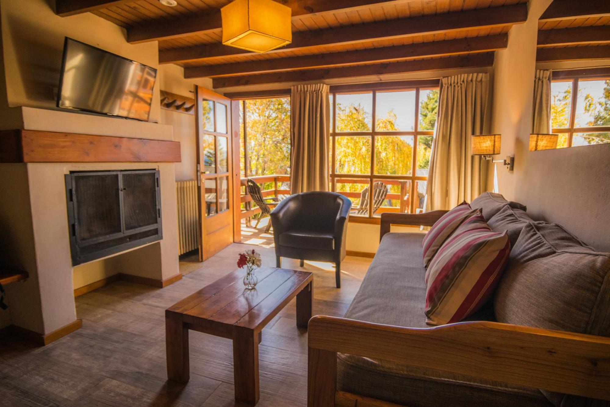 Pailahue Cabanas Lodge ซานคาร์ลอส เด บาริโลเช ภายนอก รูปภาพ