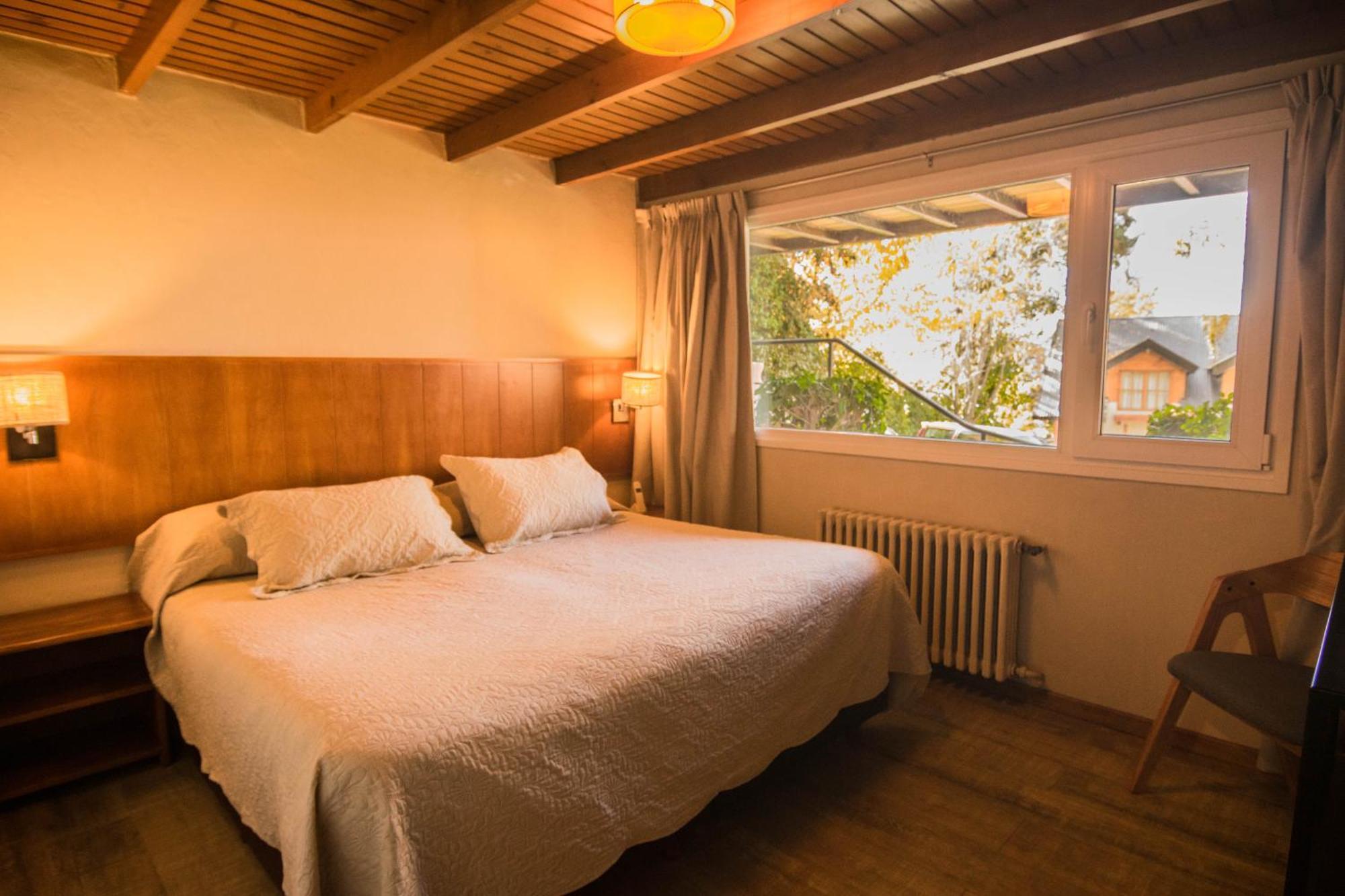 Pailahue Cabanas Lodge ซานคาร์ลอส เด บาริโลเช ภายนอก รูปภาพ