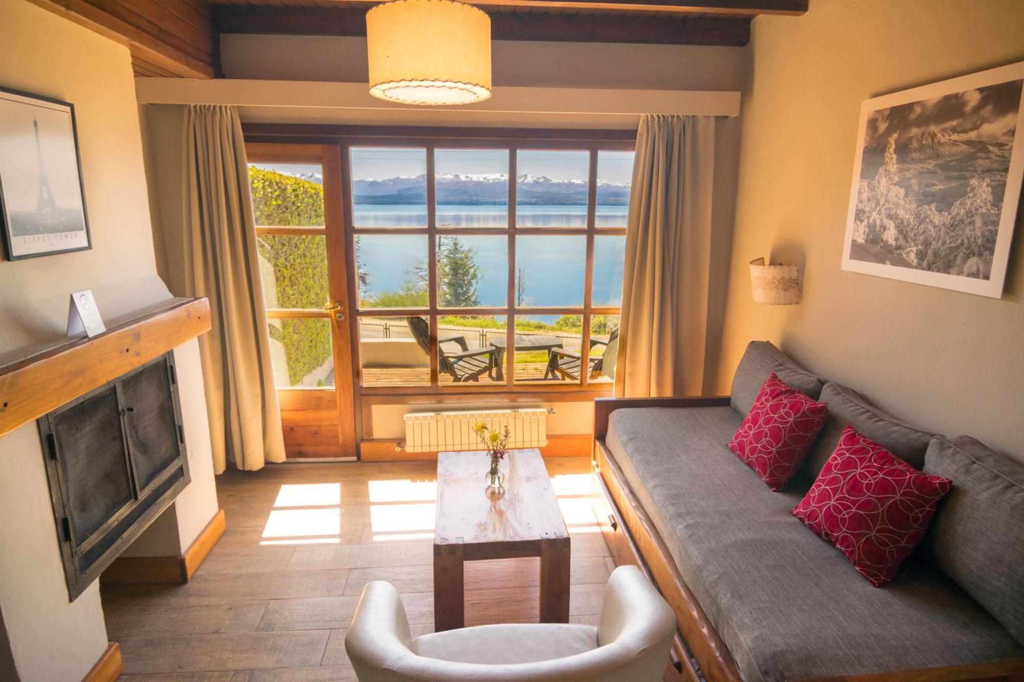 Pailahue Cabanas Lodge ซานคาร์ลอส เด บาริโลเช ภายนอก รูปภาพ