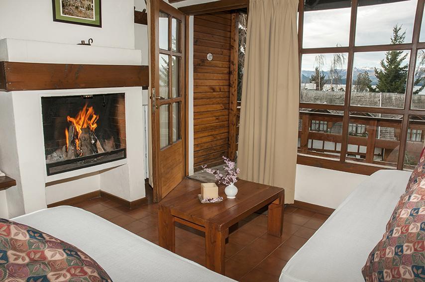 Pailahue Cabanas Lodge ซานคาร์ลอส เด บาริโลเช ภายนอก รูปภาพ