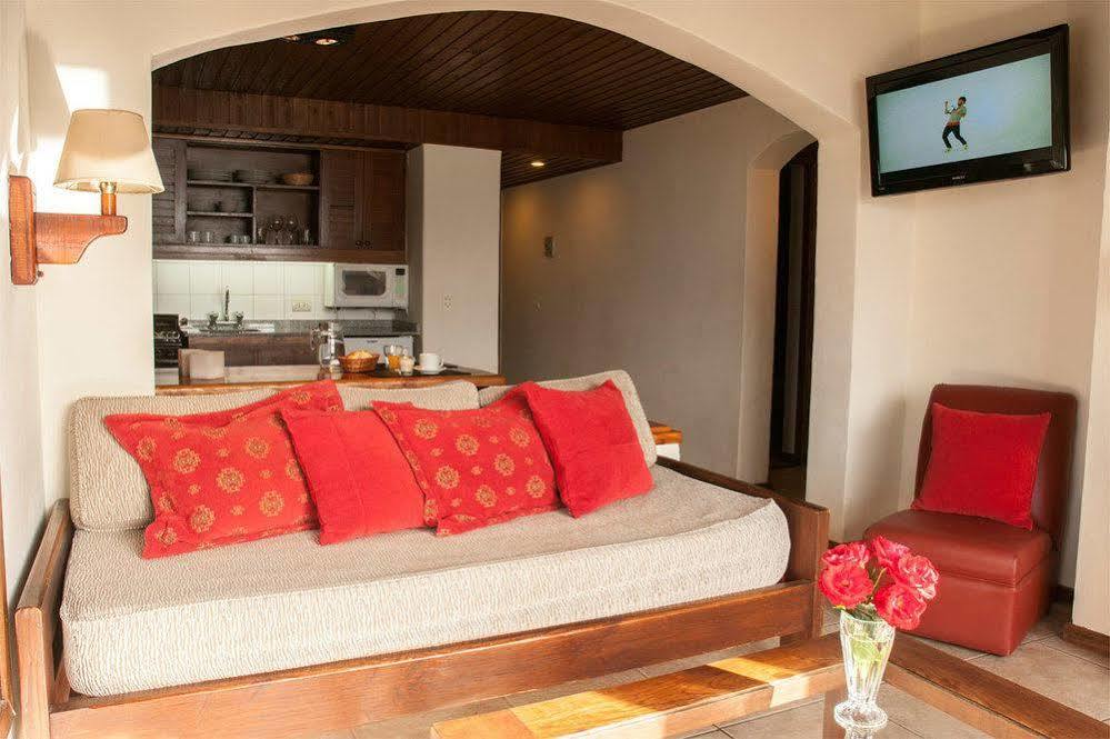 Pailahue Cabanas Lodge ซานคาร์ลอส เด บาริโลเช ภายนอก รูปภาพ