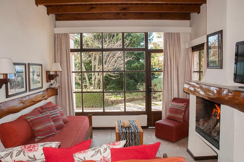 Pailahue Cabanas Lodge ซานคาร์ลอส เด บาริโลเช ภายนอก รูปภาพ