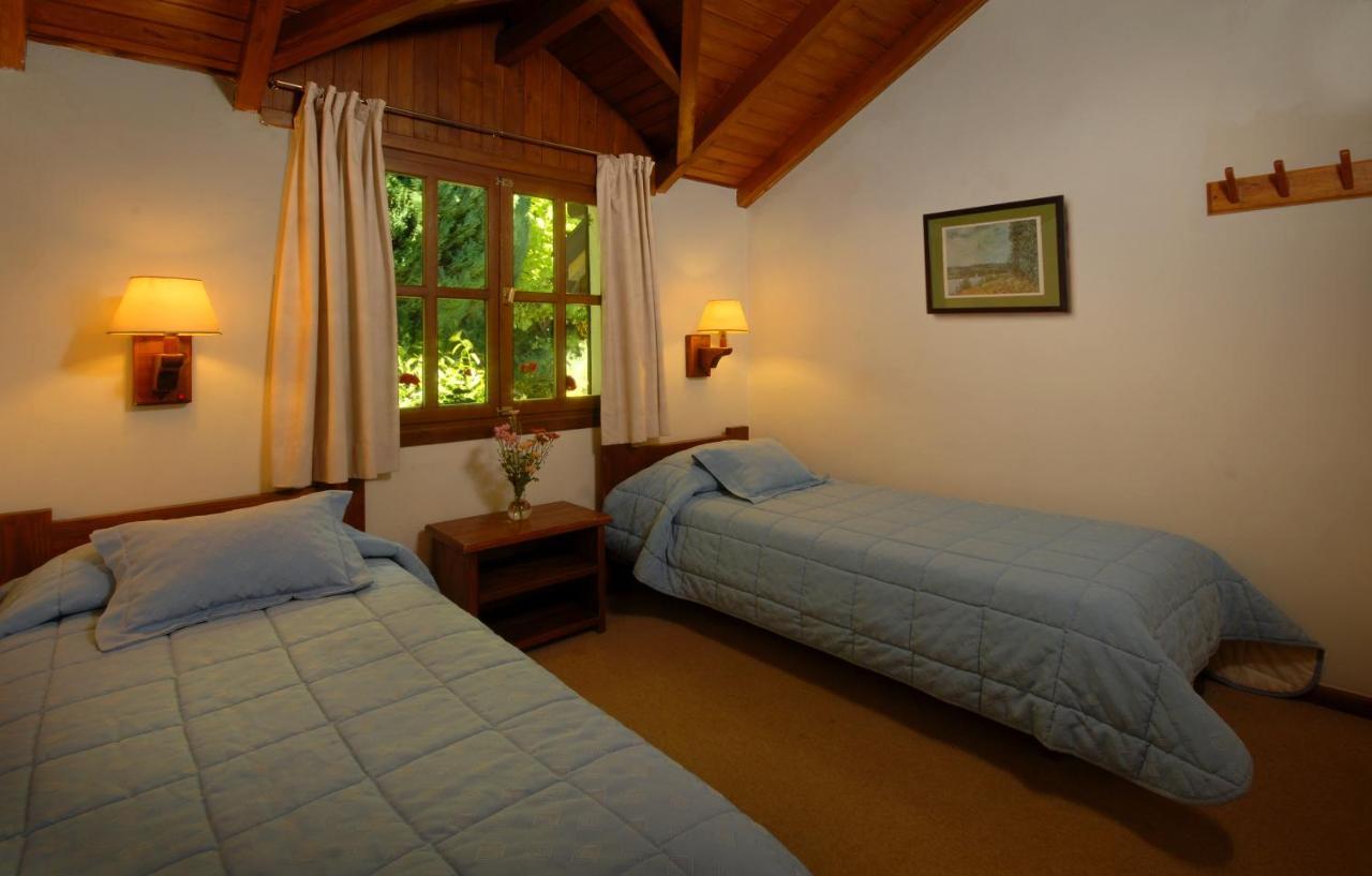 Pailahue Cabanas Lodge ซานคาร์ลอส เด บาริโลเช ภายนอก รูปภาพ